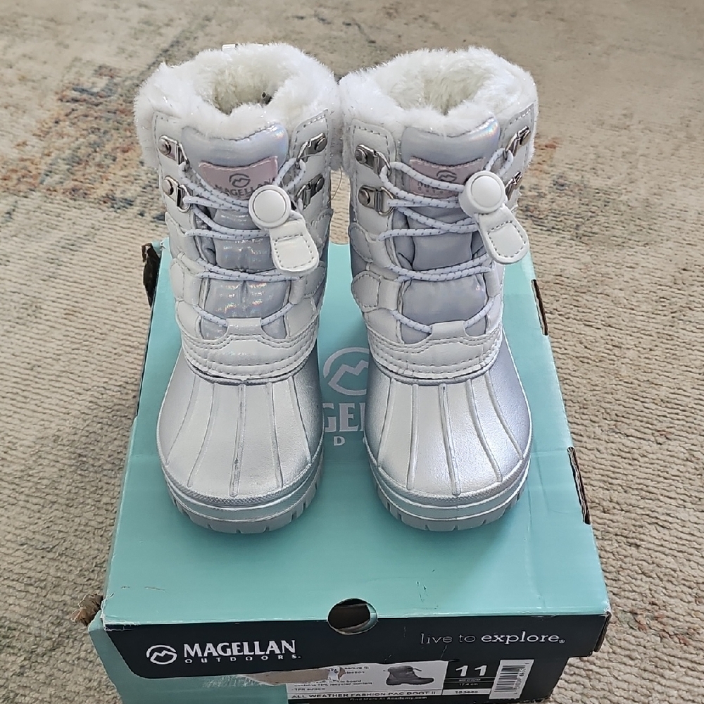 Magellan Outdoors Toddler‎ Girls Rain Snow Boots Size 11